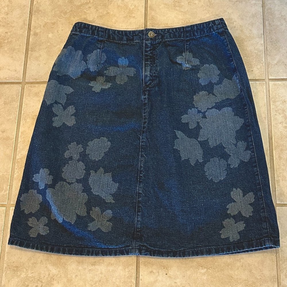 Liz Claiborne Mini Skirt Size 12 Dark Blue White Silhouette Printed Flowers Boho